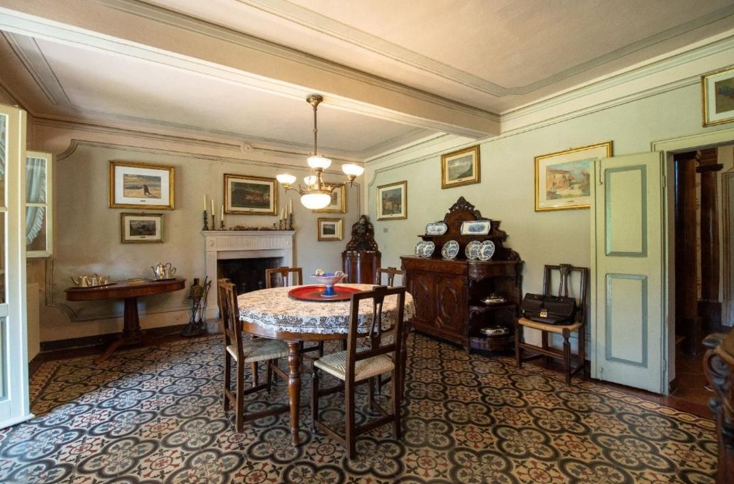 Villa Ottocentesca Immersa Nel Verde Montecavolo Eksteriør billede