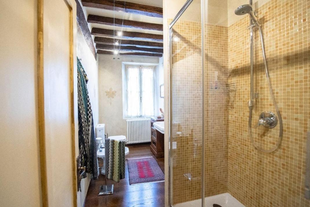 Villa Ottocentesca Immersa Nel Verde Montecavolo Eksteriør billede
