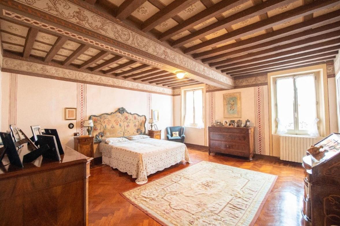 Villa Ottocentesca Immersa Nel Verde Montecavolo Eksteriør billede